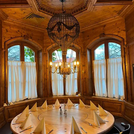 Eichen Schloessl فندق *