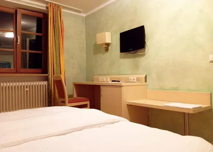 فندق Eichen Schloessl ميونيخ