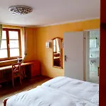 Eichen Schloessl München