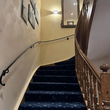 Otel Eichen Schloessl Münih