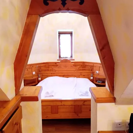 Otel Eichen Schloessl *