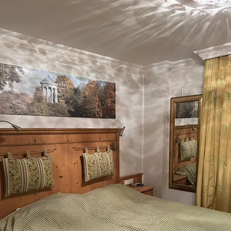 Hotel Eichen Schloessl Monaco di Baviera